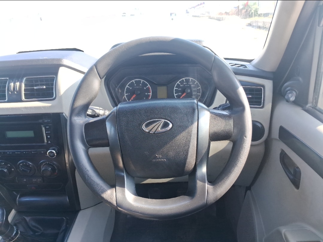 Used 2015 Mahindra Scorpio Used 2015 Mahindra Scorpio