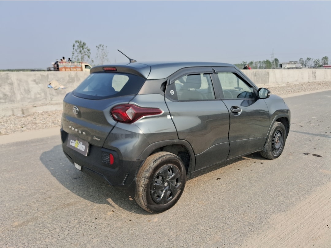 Punch image 5 Punch image 5