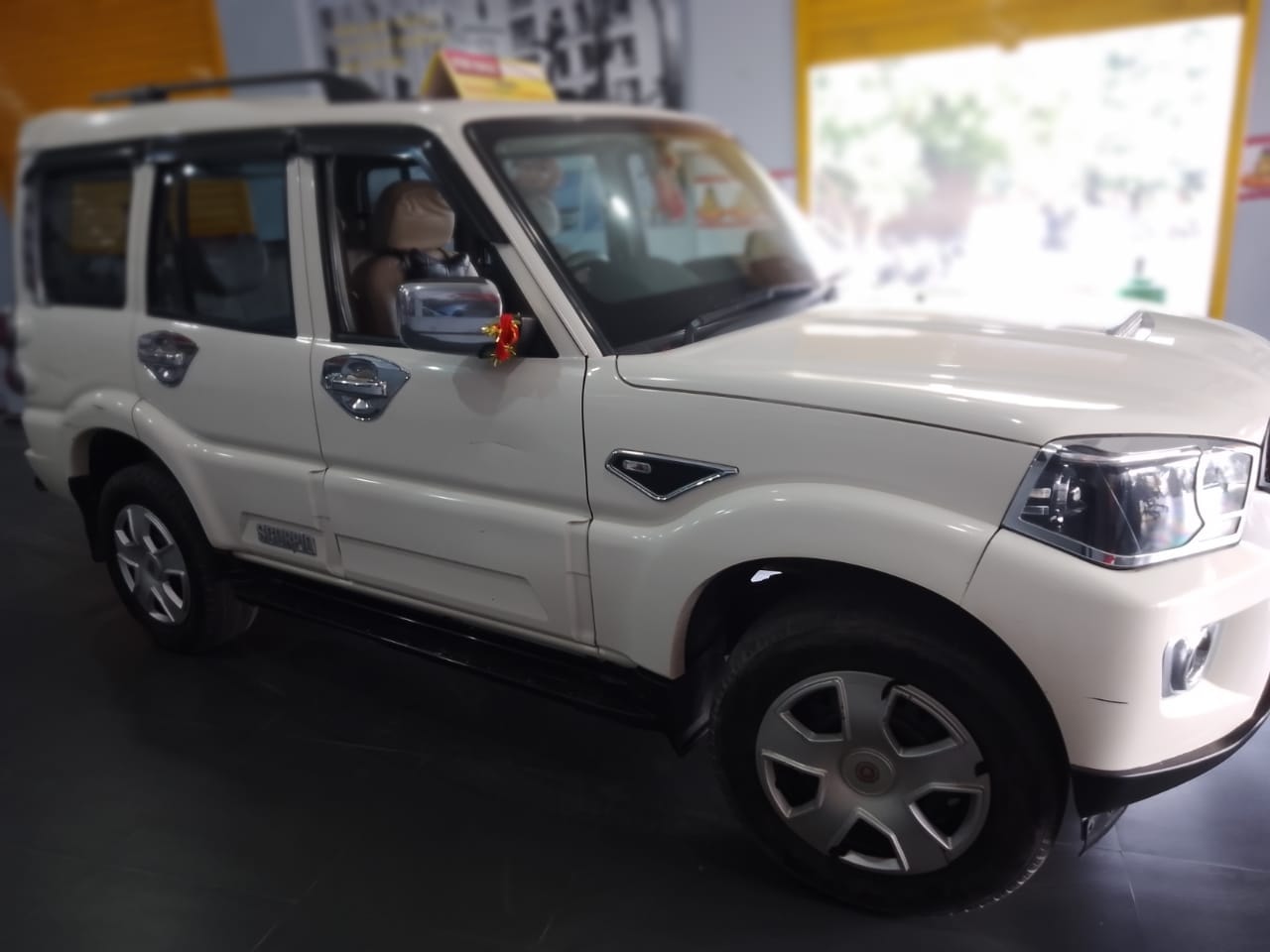 Scorpio image 4 Scorpio image 4