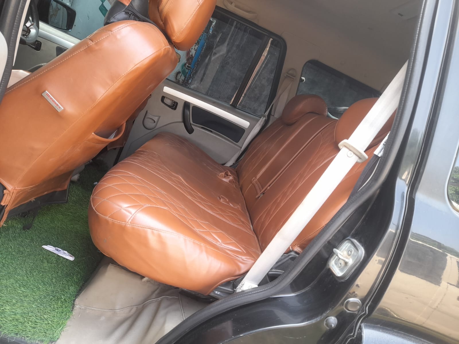 Scorpio image 16 Scorpio image 16