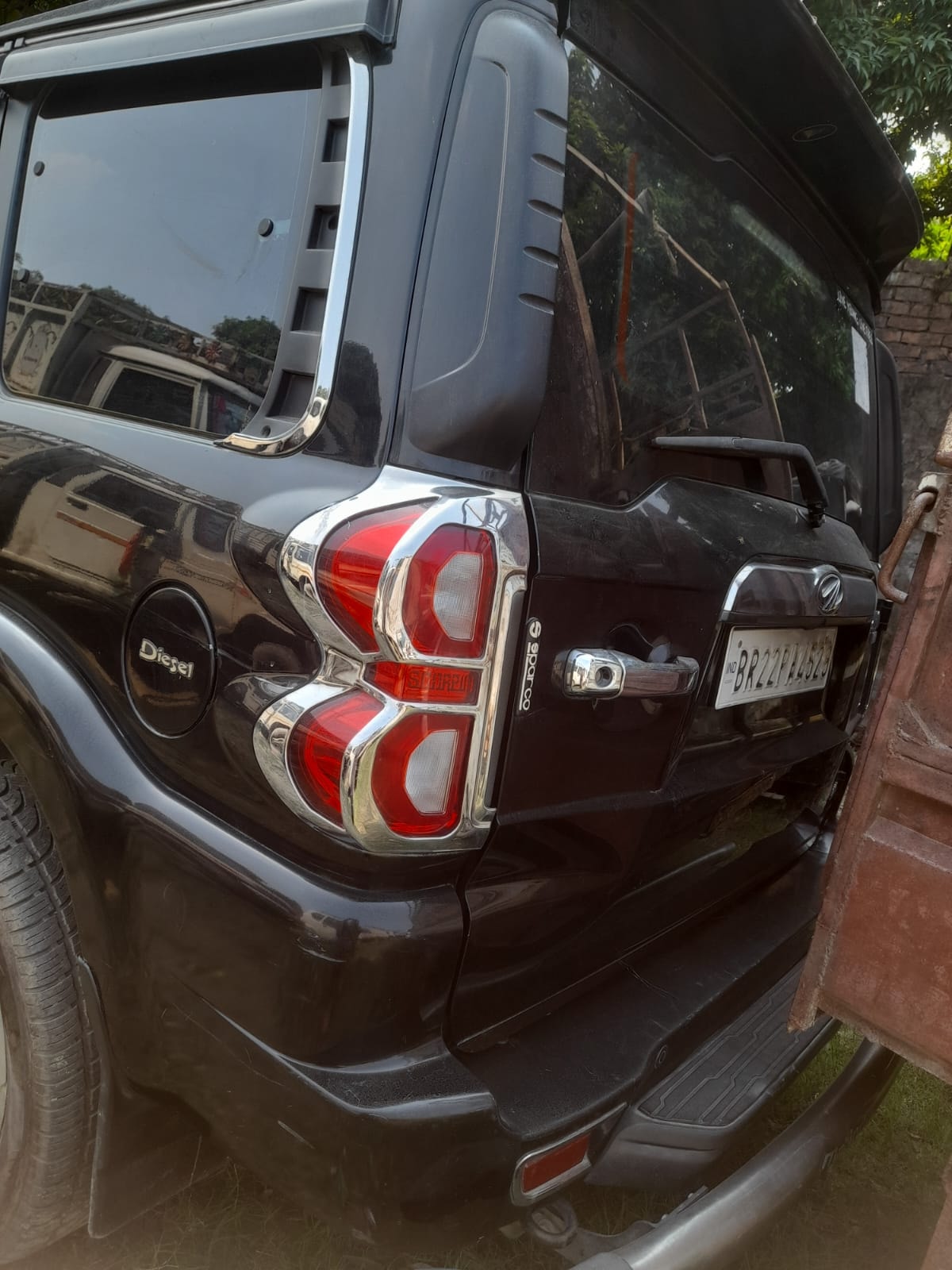 Scorpio image 4 Scorpio image 4