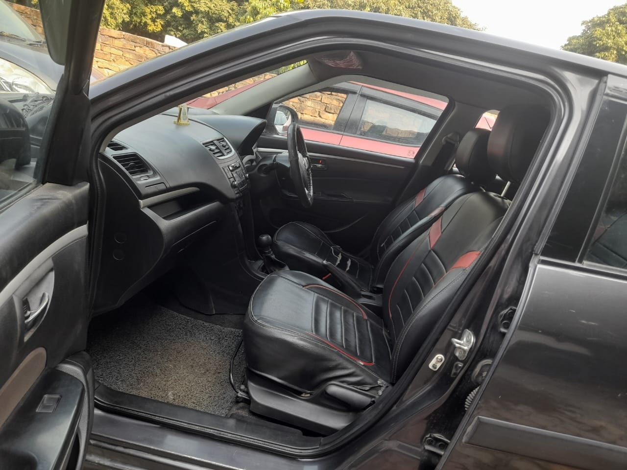 Swift image 13 Swift image 13