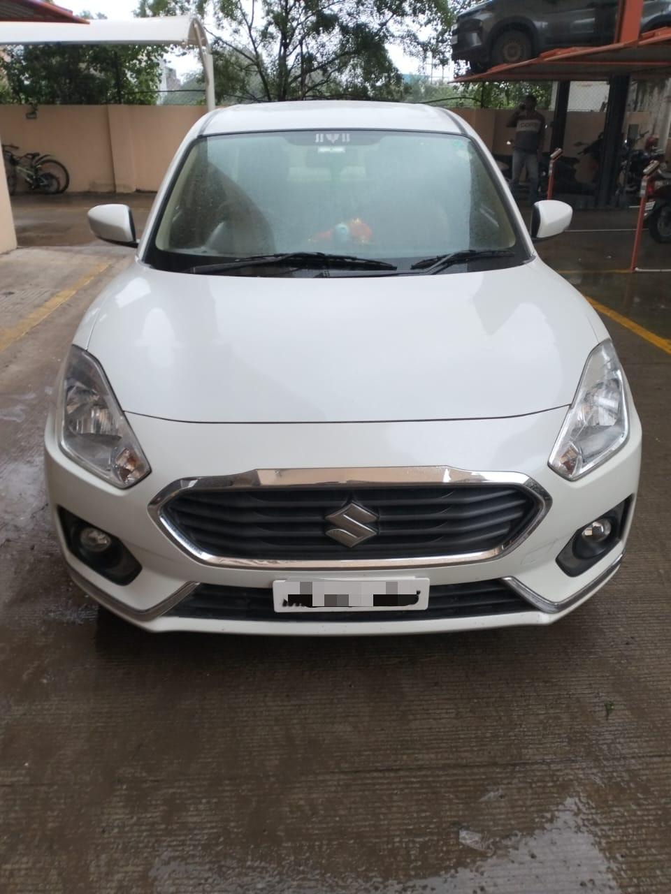 Dzire image 1 Dzire image 1