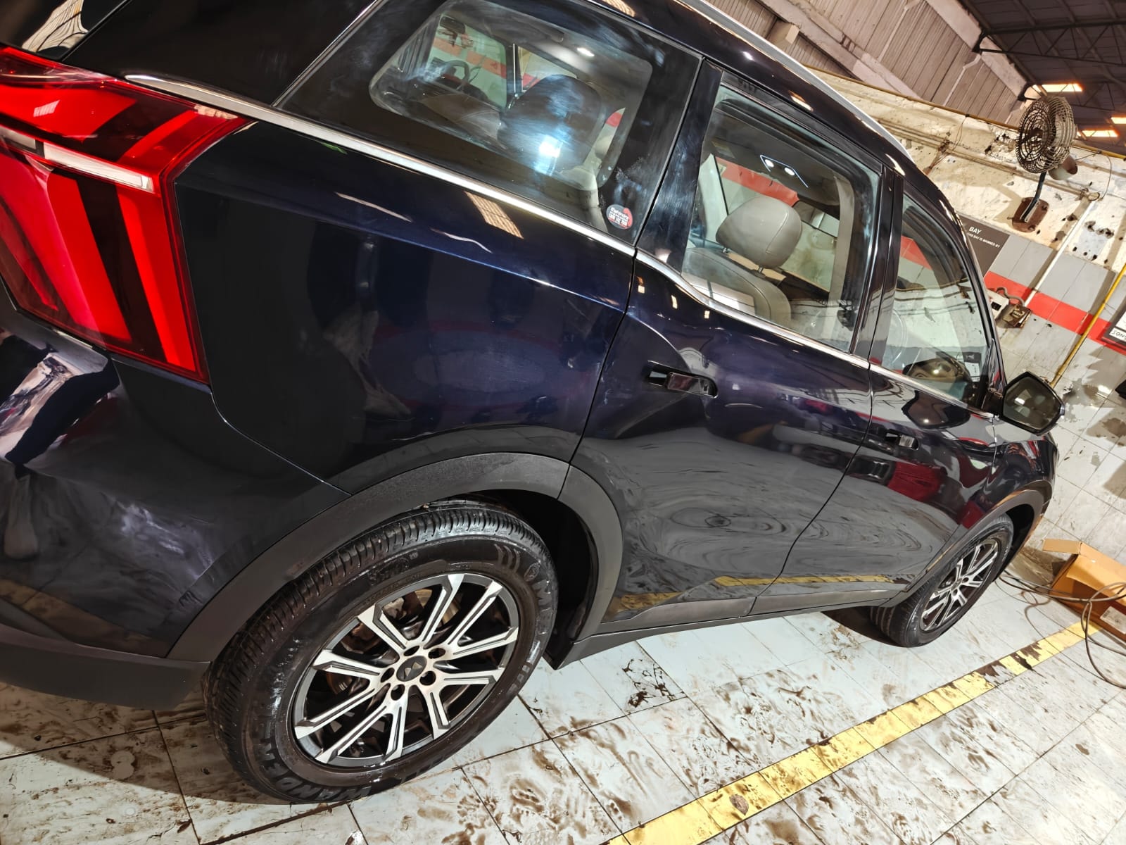 Used 2023 Mahindra XUV700 Used 2023 Mahindra XUV700