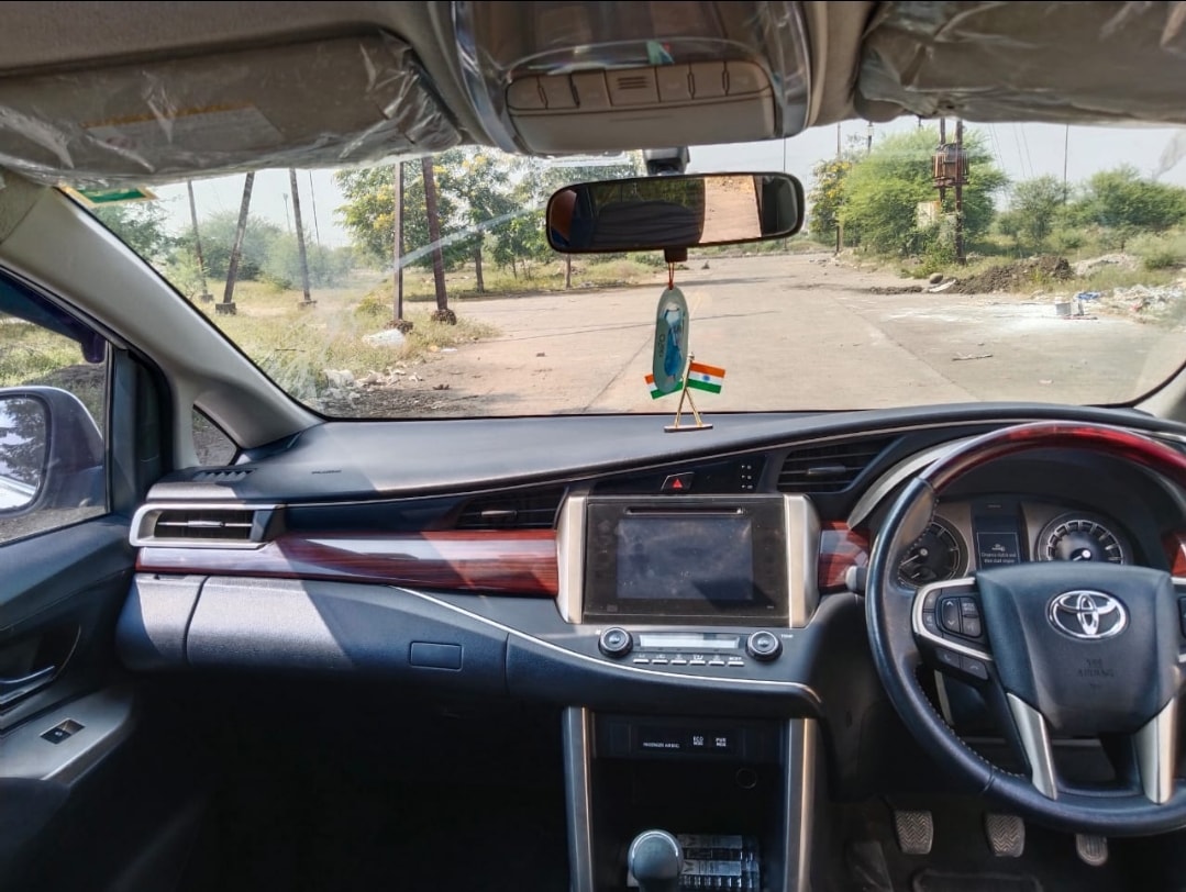 Used 2017 Toyota Innova Crysta Used 2017 Toyota Innova Crysta