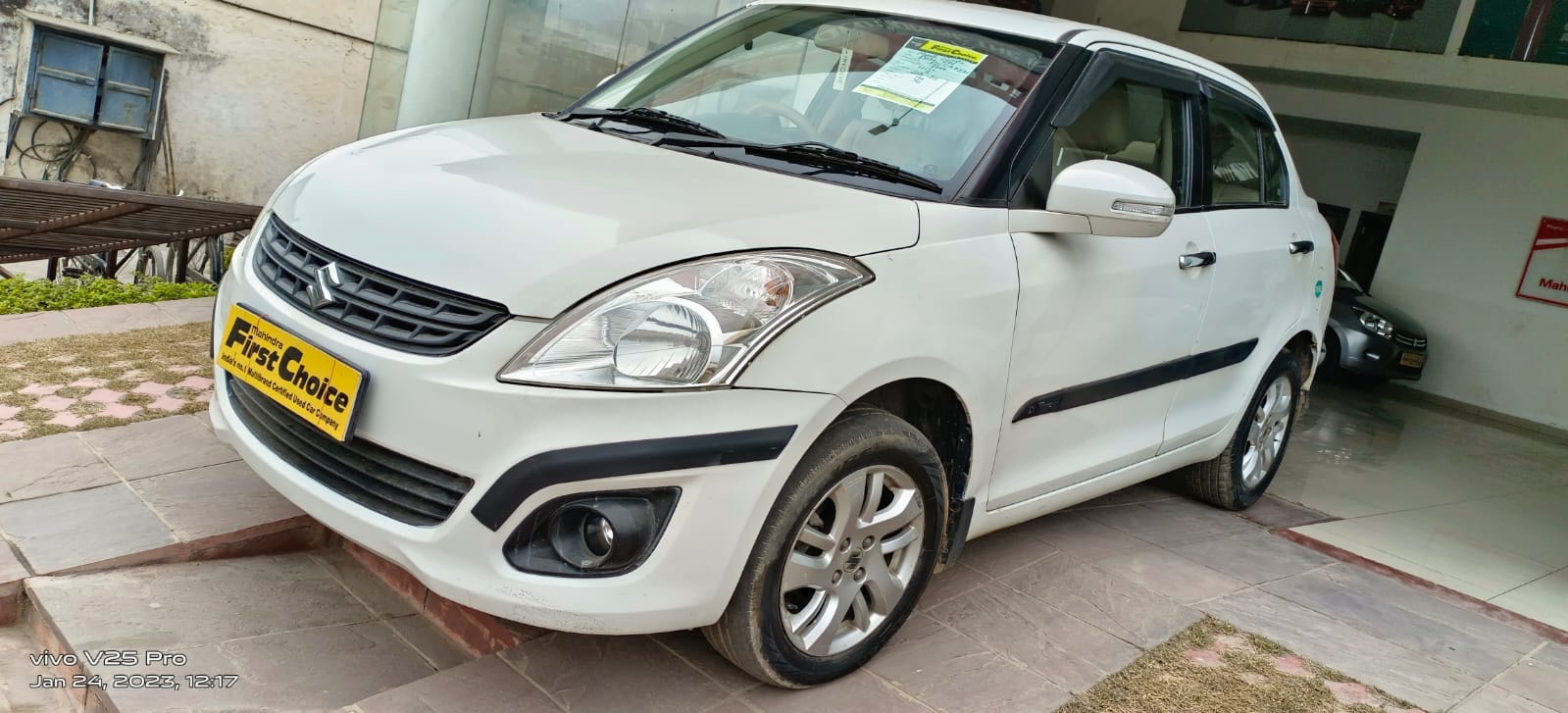 Swift DZire image 1 Swift DZire image 1