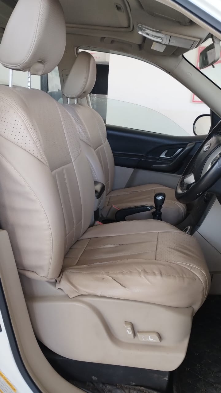 XUV500 image 13 XUV500 image 13