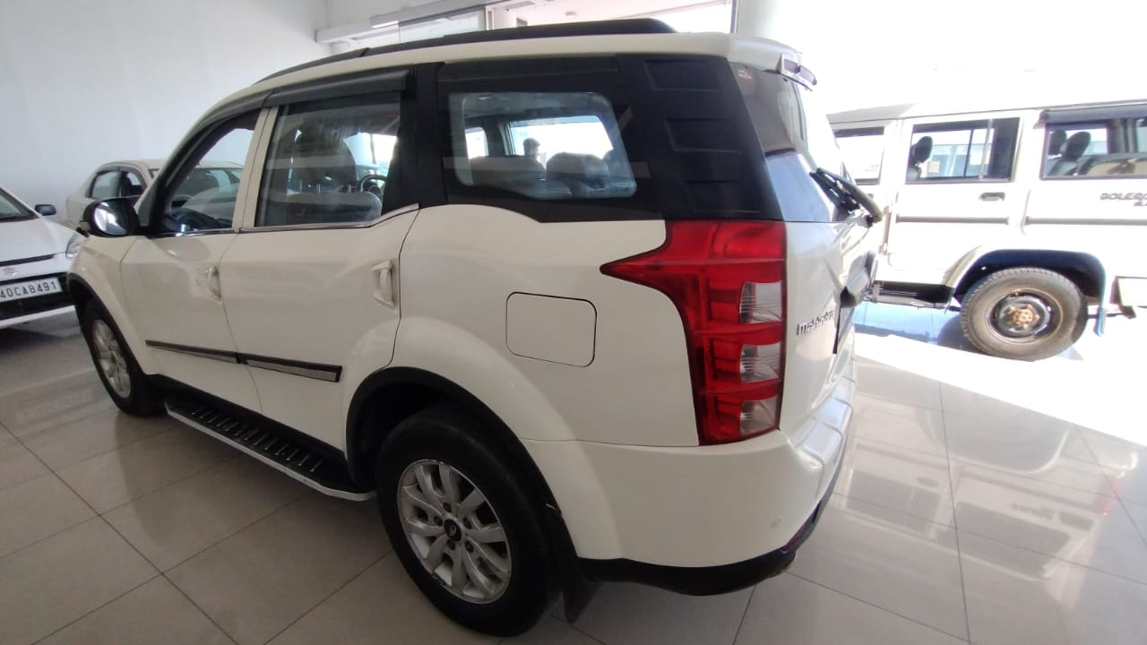 XUV500 image 3 XUV500 image 3