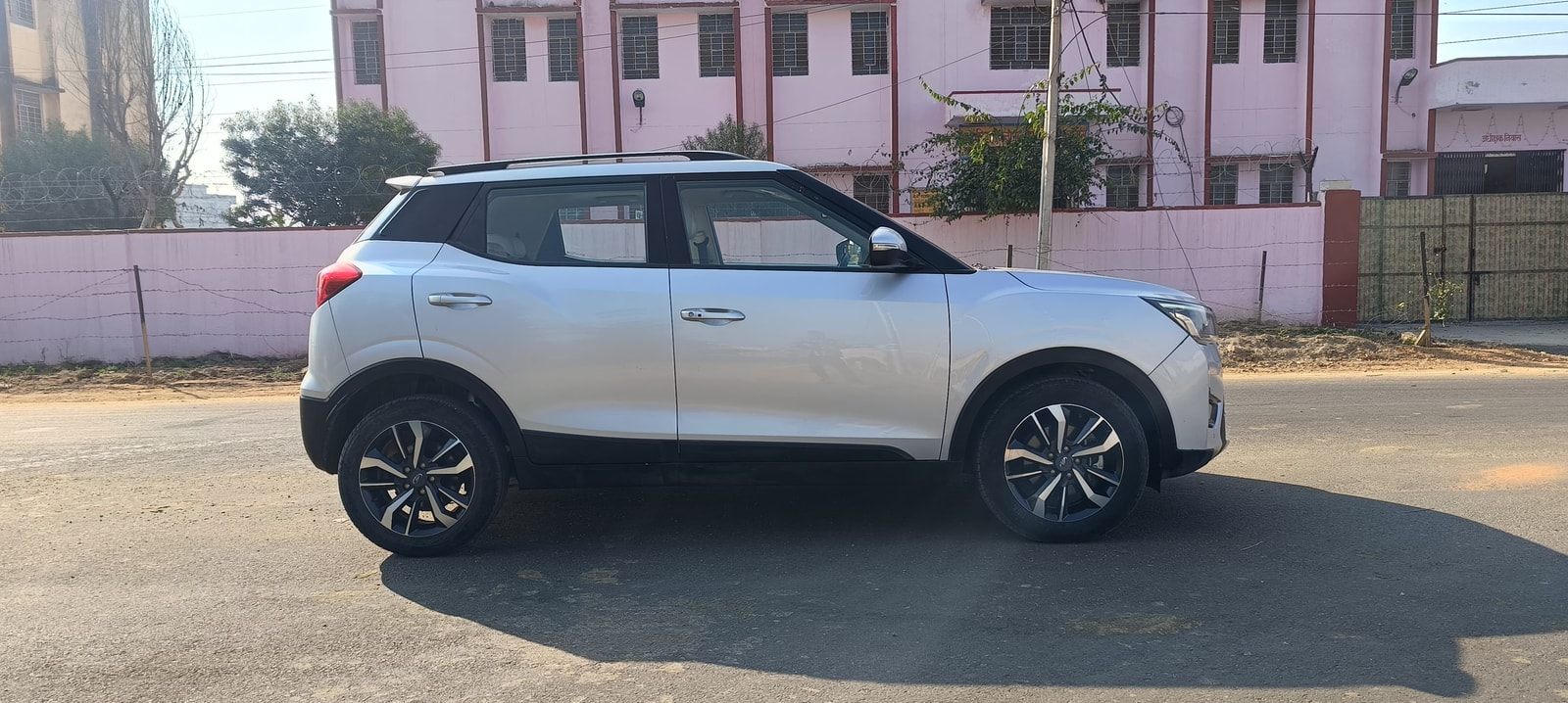 XUV300 image 6 XUV300 image 6