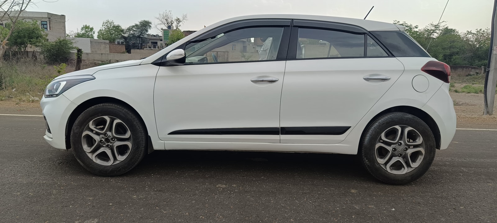 Elite i20 image 2 Elite i20 image 2