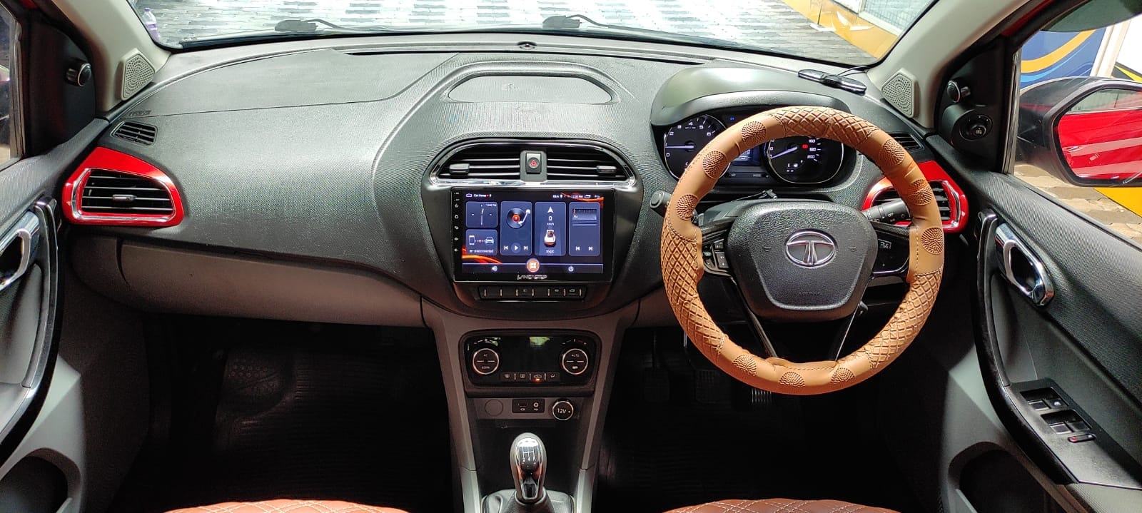 Tigor image 12 Tigor image 12