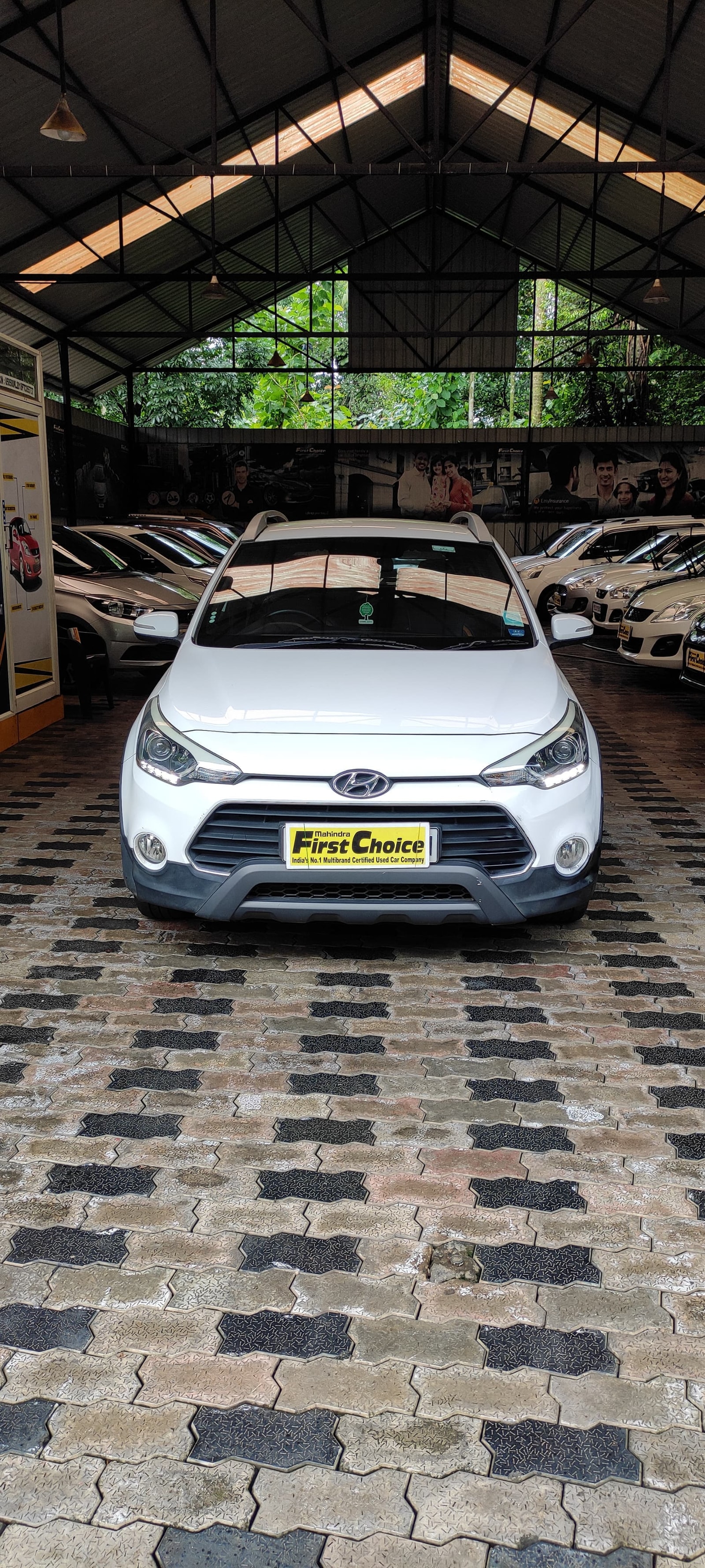 i20 Active image 8 i20 Active image 8