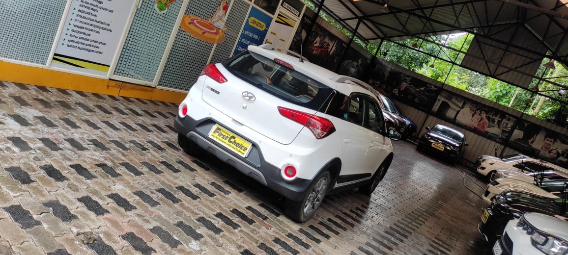 i20 Active image 5 i20 Active image 5