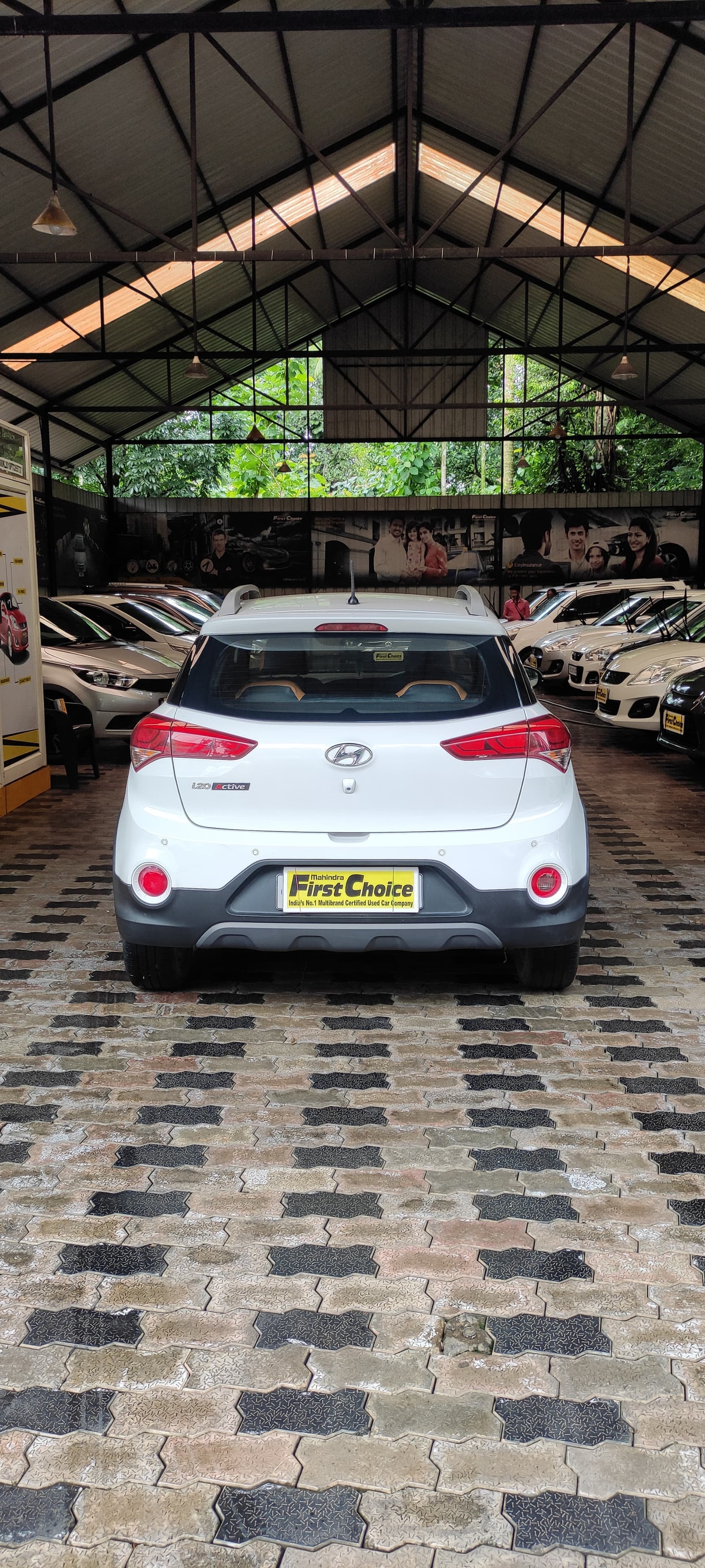 i20 Active image 4 i20 Active image 4