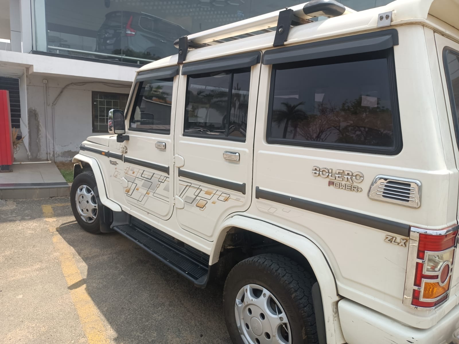 Bolero image 2 Bolero image 2