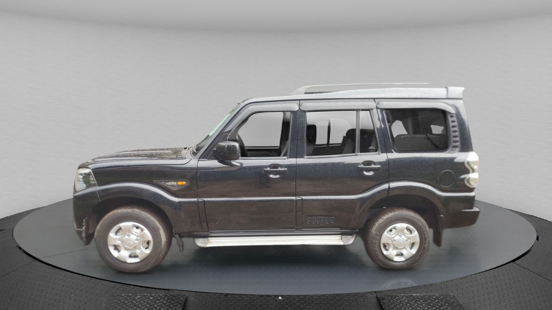 Used 2016 Mahindra Scorpio Used 2016 Mahindra Scorpio