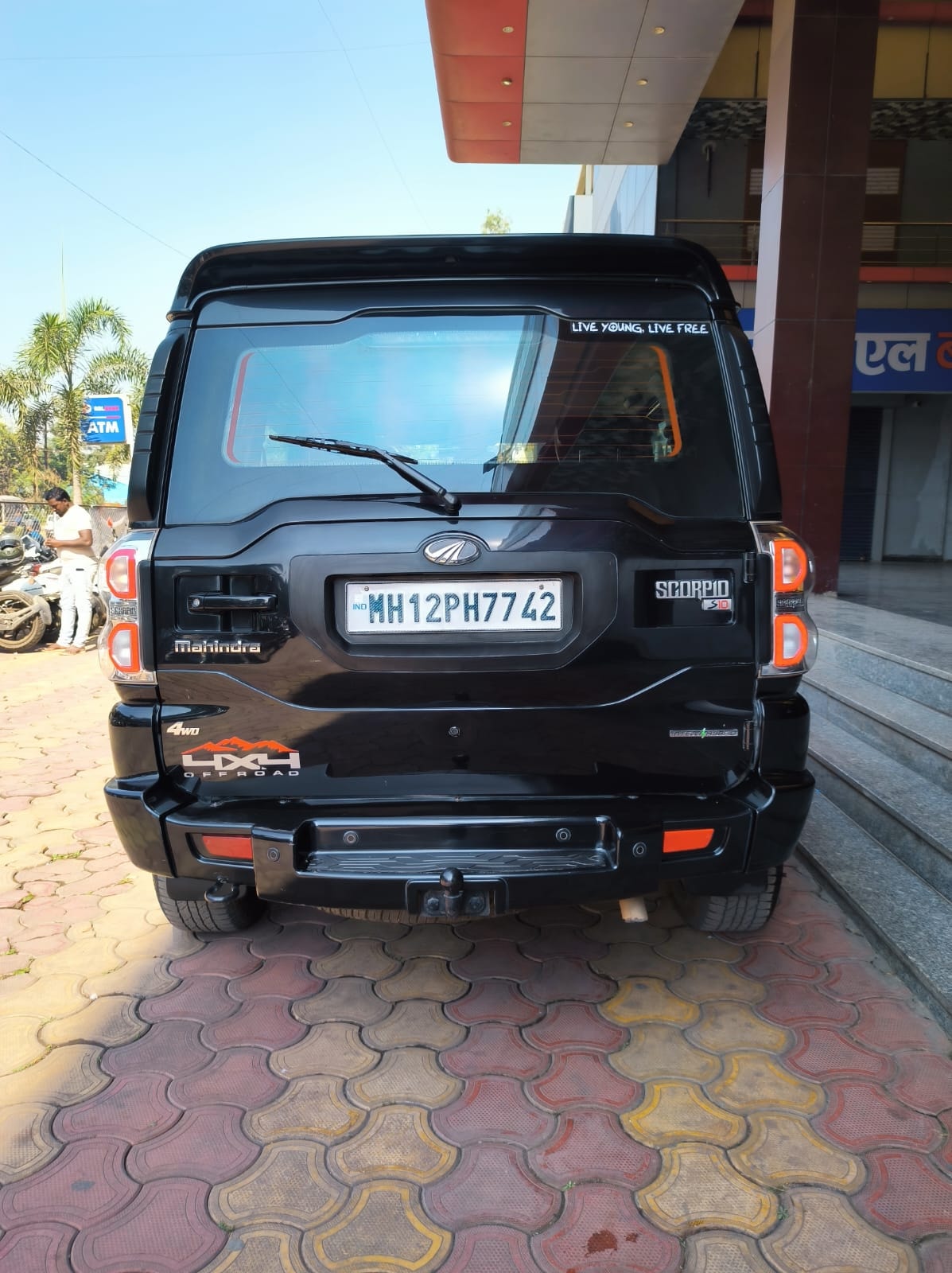 Scorpio image 3 Scorpio image 3