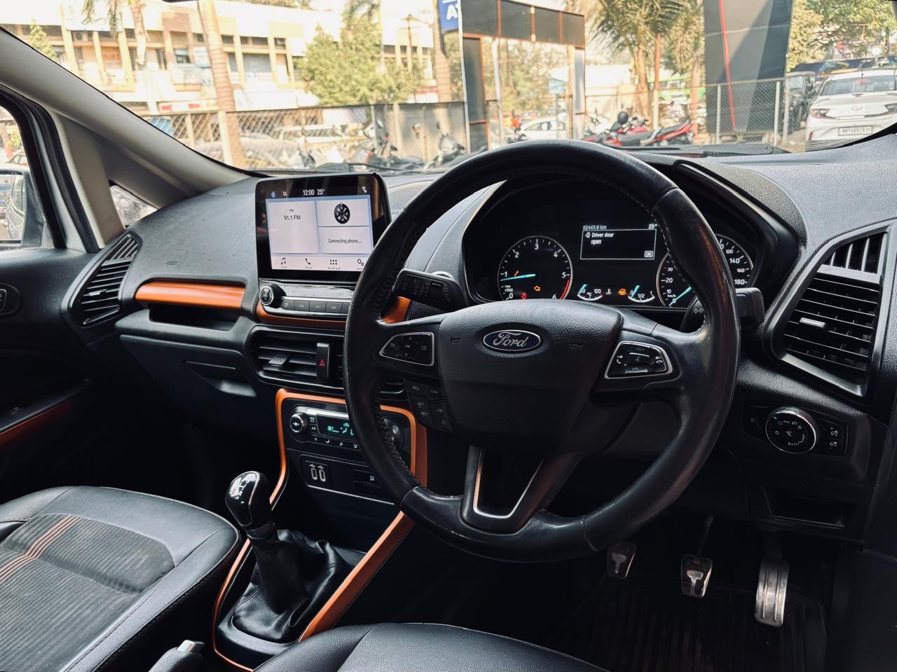 EcoSport image 8 EcoSport image 8