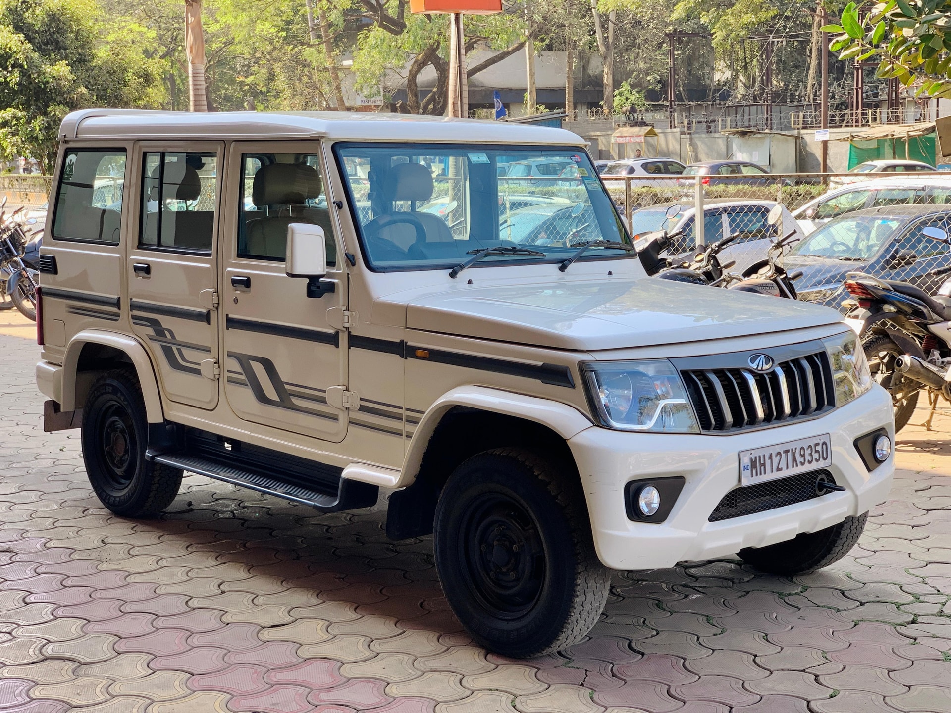 Bolero image 2 Bolero image 2