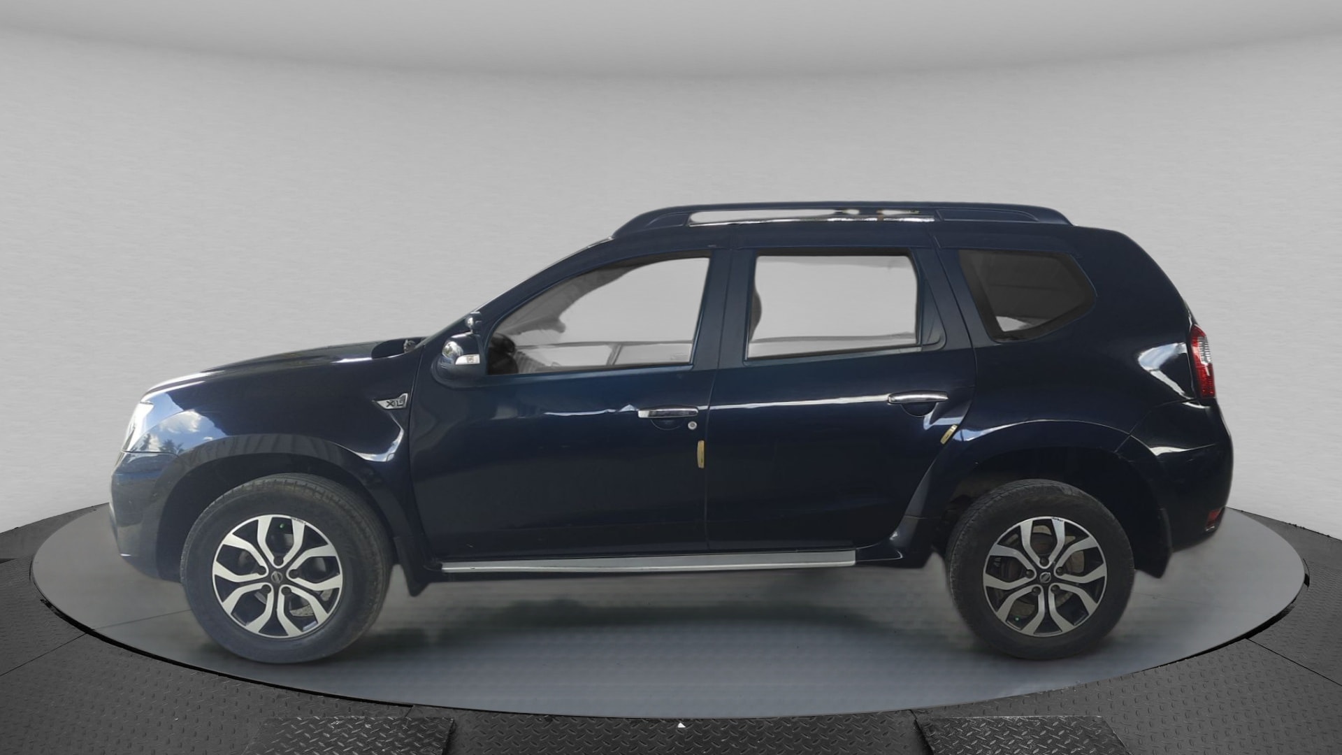 Terrano image 2 Terrano image 2