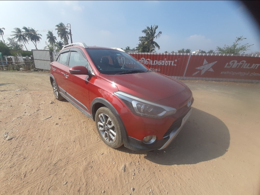 i20 Active image 1 i20 Active image 1