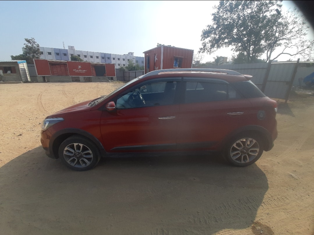 i20 Active image 2 i20 Active image 2