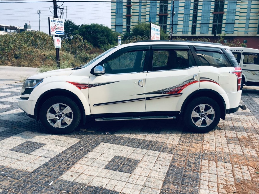 XUV500 image 4 XUV500 image 4