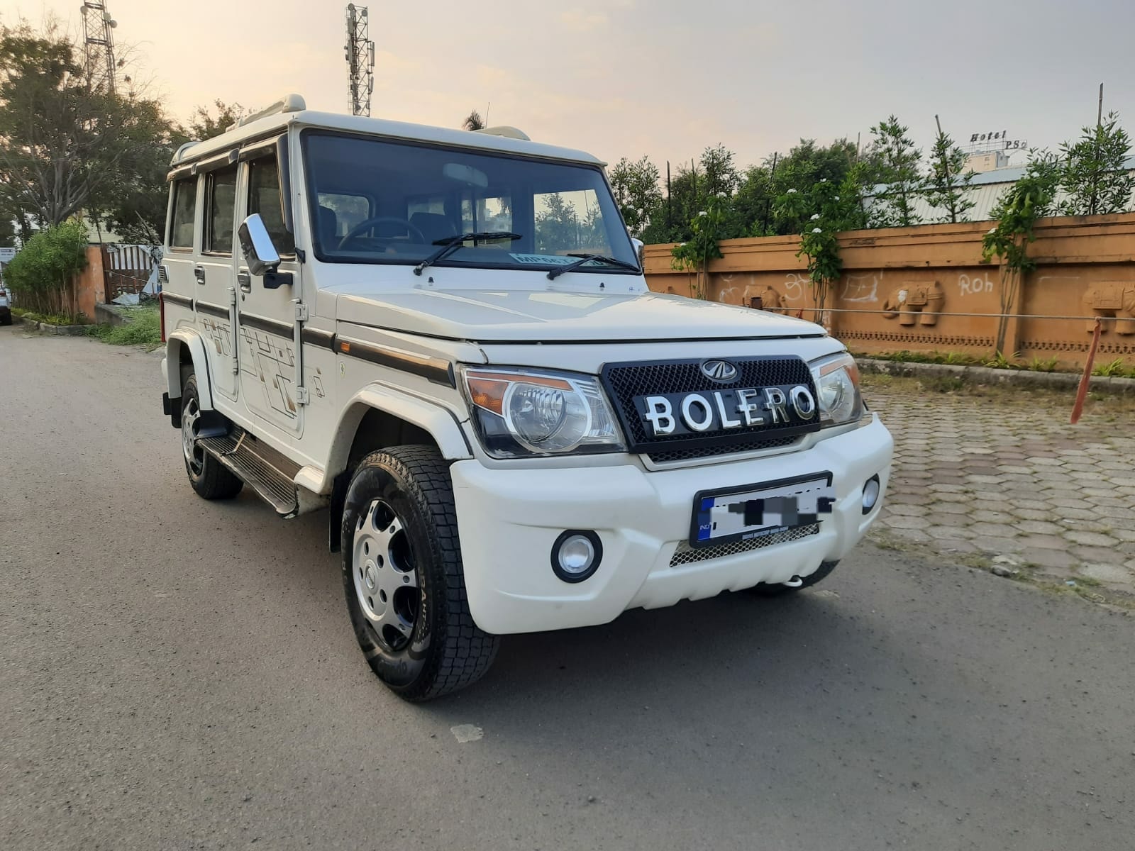 Bolero image 2 Bolero image 2