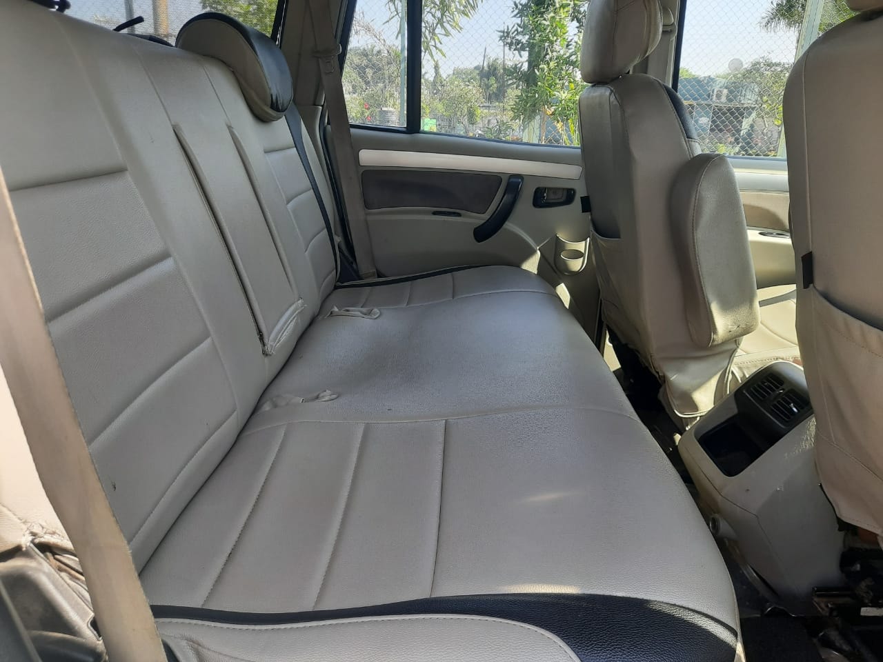 Scorpio image 9 Scorpio image 9