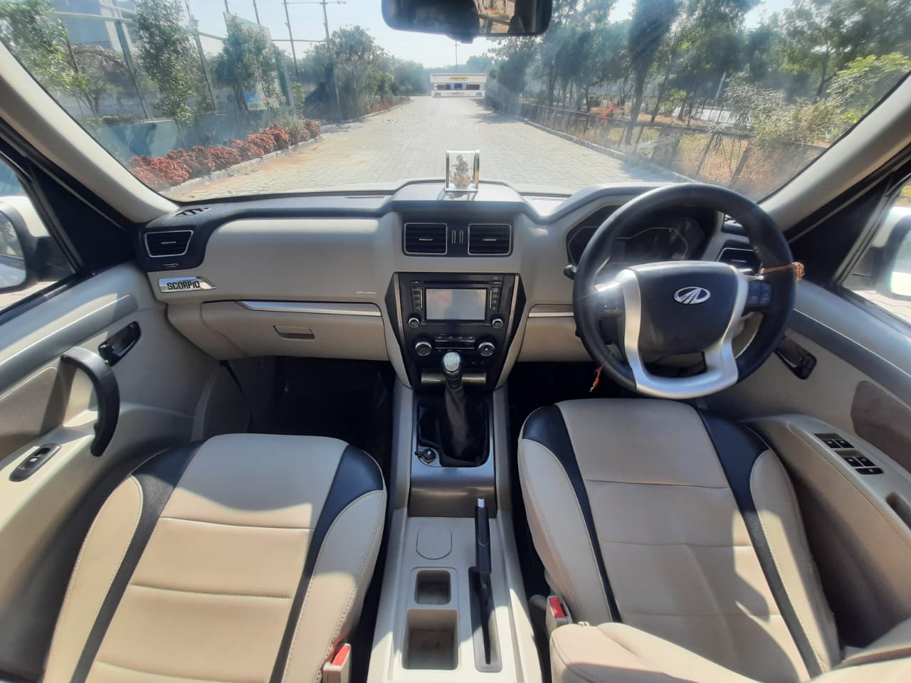 Scorpio image 10 Scorpio image 10