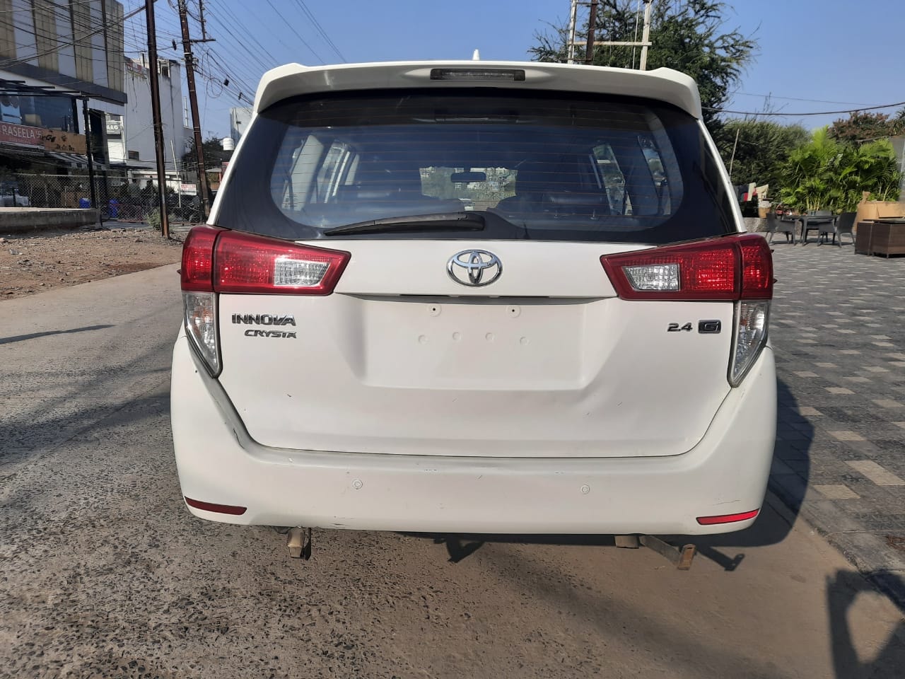 Innova Crysta image 4 Innova Crysta image 4