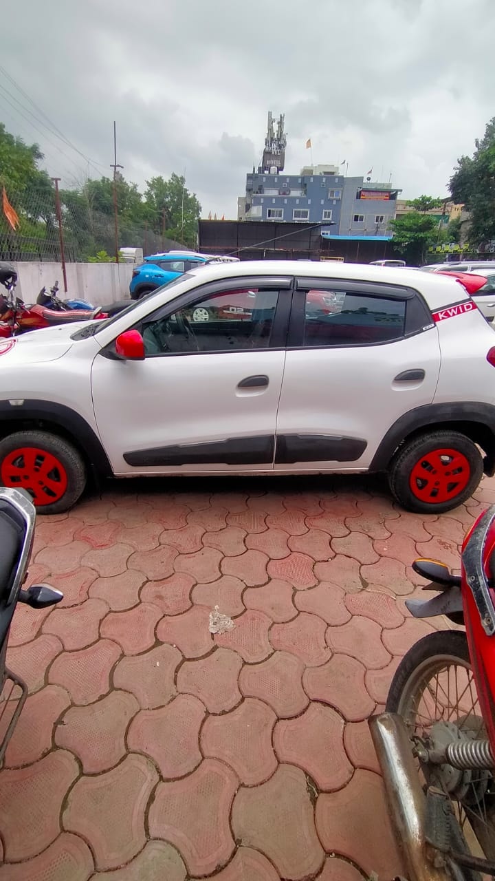 Kwid image 2 Kwid image 2