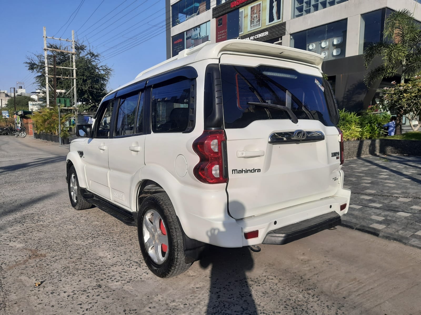 Scorpio image 3 Scorpio image 3