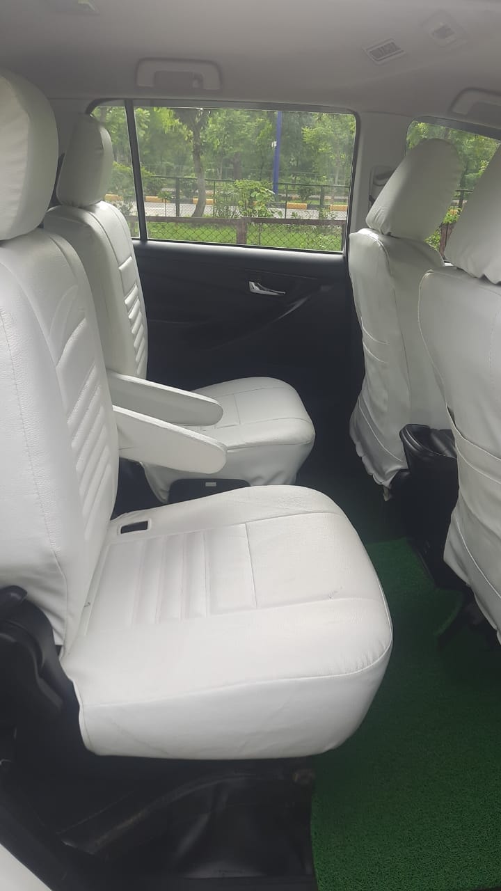 Innova Crysta image 15 Innova Crysta image 15