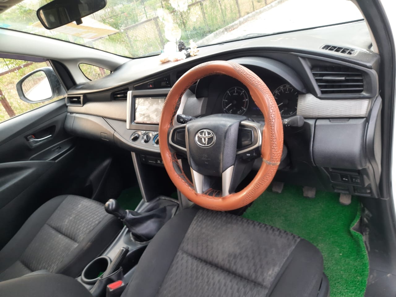 Innova Crysta image 13 Innova Crysta image 13