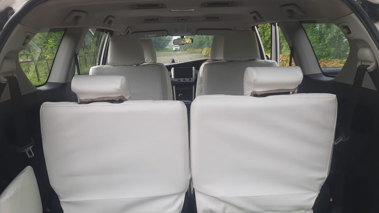 Innova Crysta image 10 Innova Crysta image 10