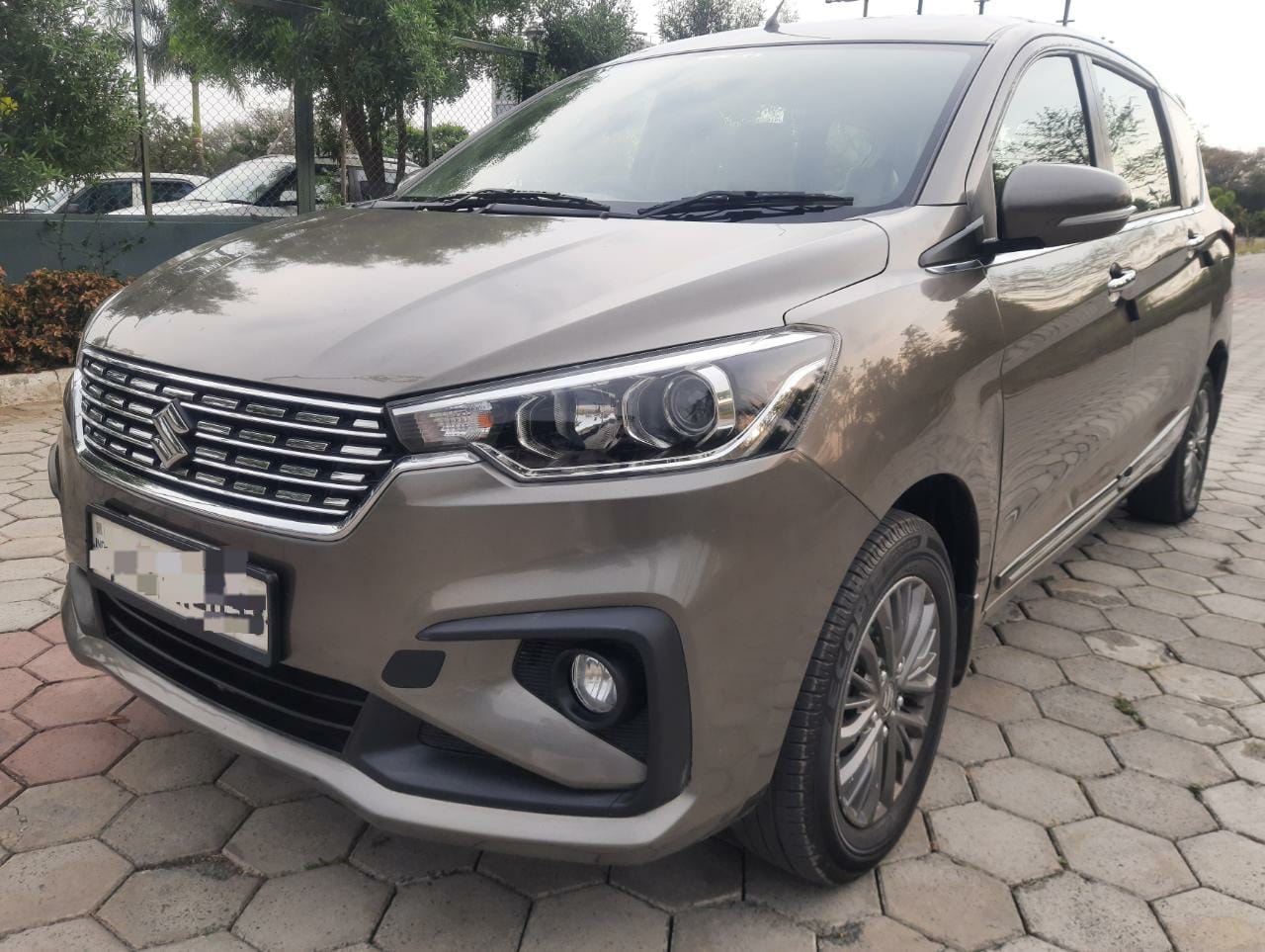 Ertiga image 1 Ertiga image 1