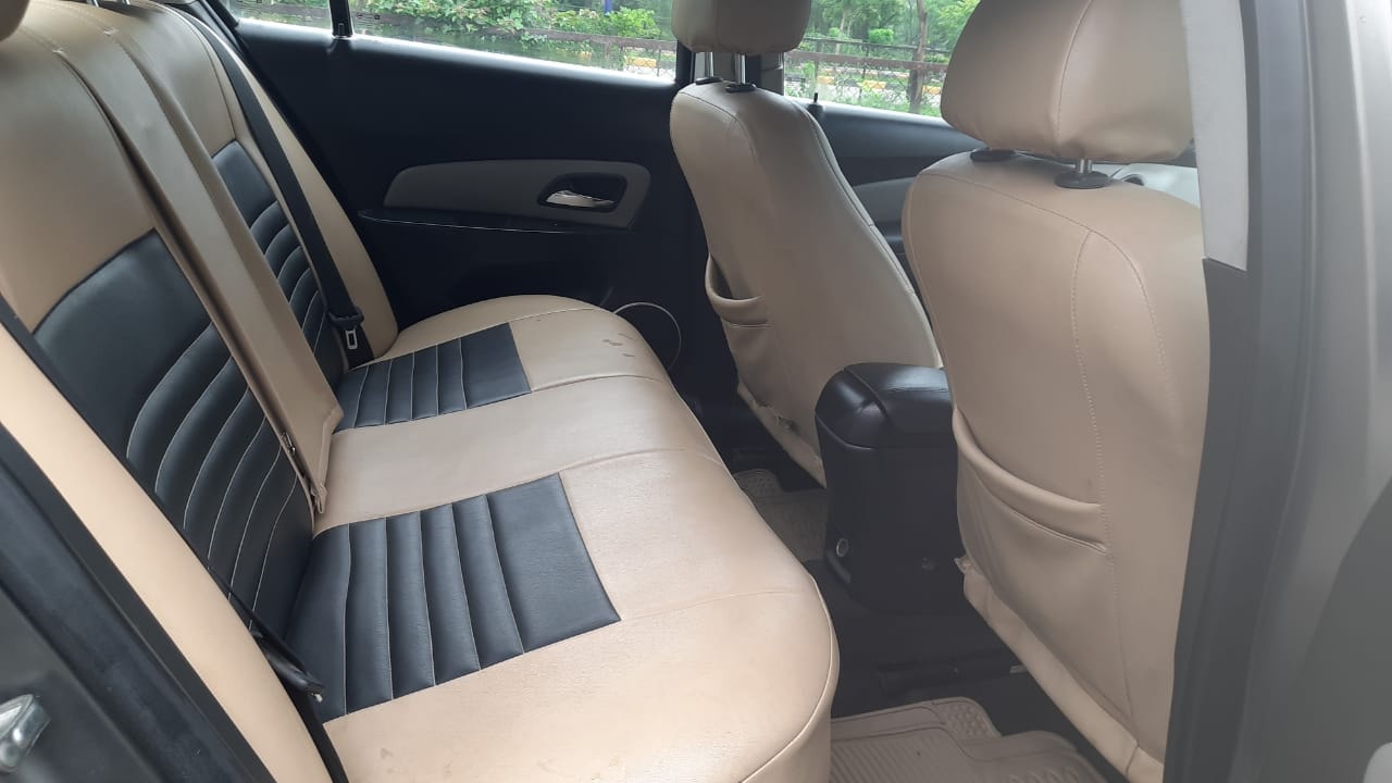 Cruze image 13 Cruze image 13