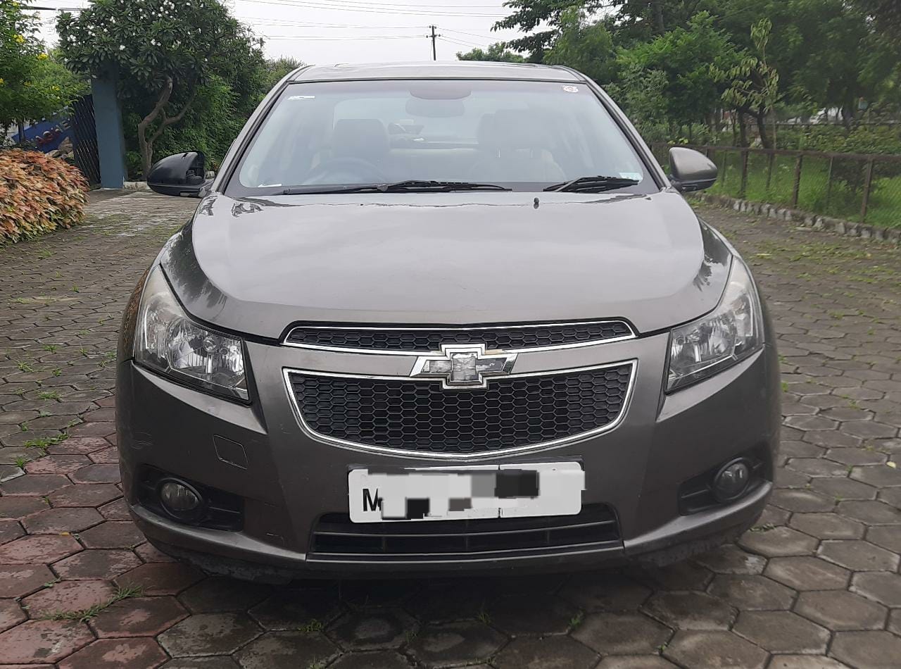 Cruze image 8 Cruze image 8