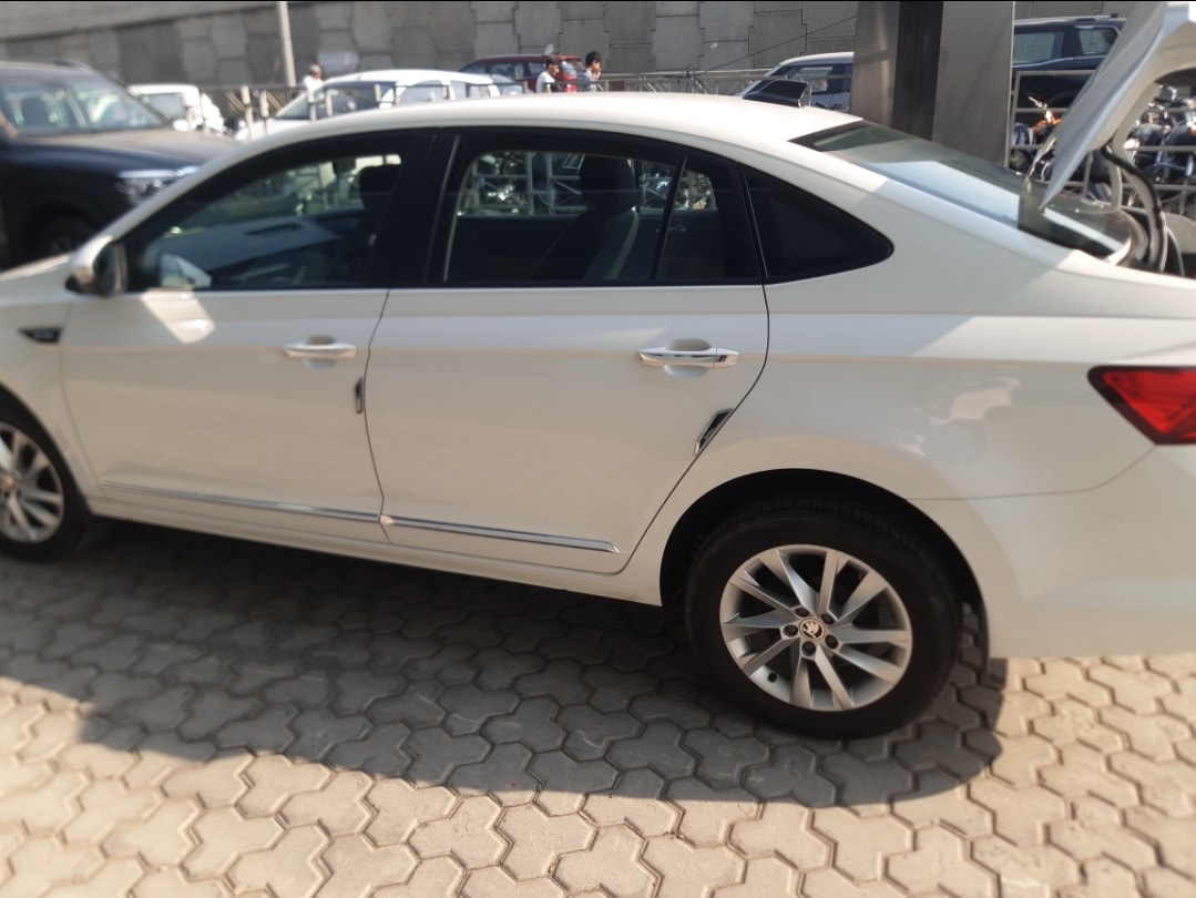 Slavia image 10 Slavia image 10