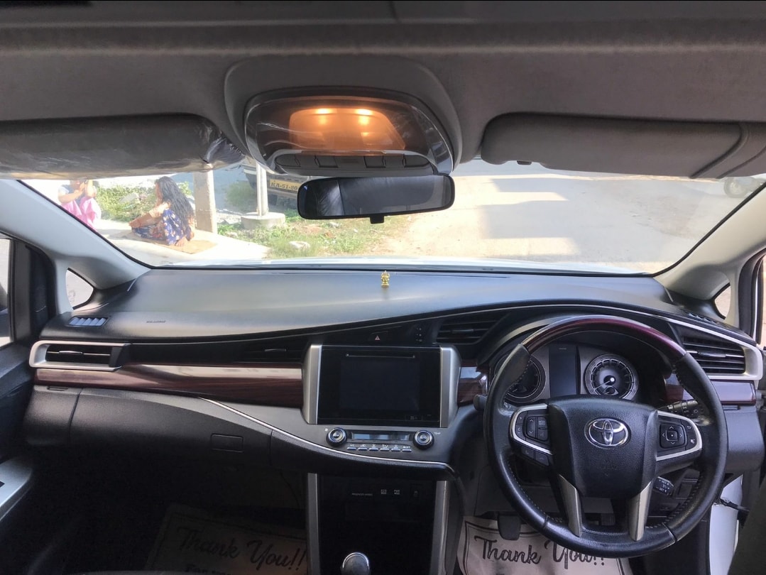 Innova Crysta image 12 Innova Crysta image 12