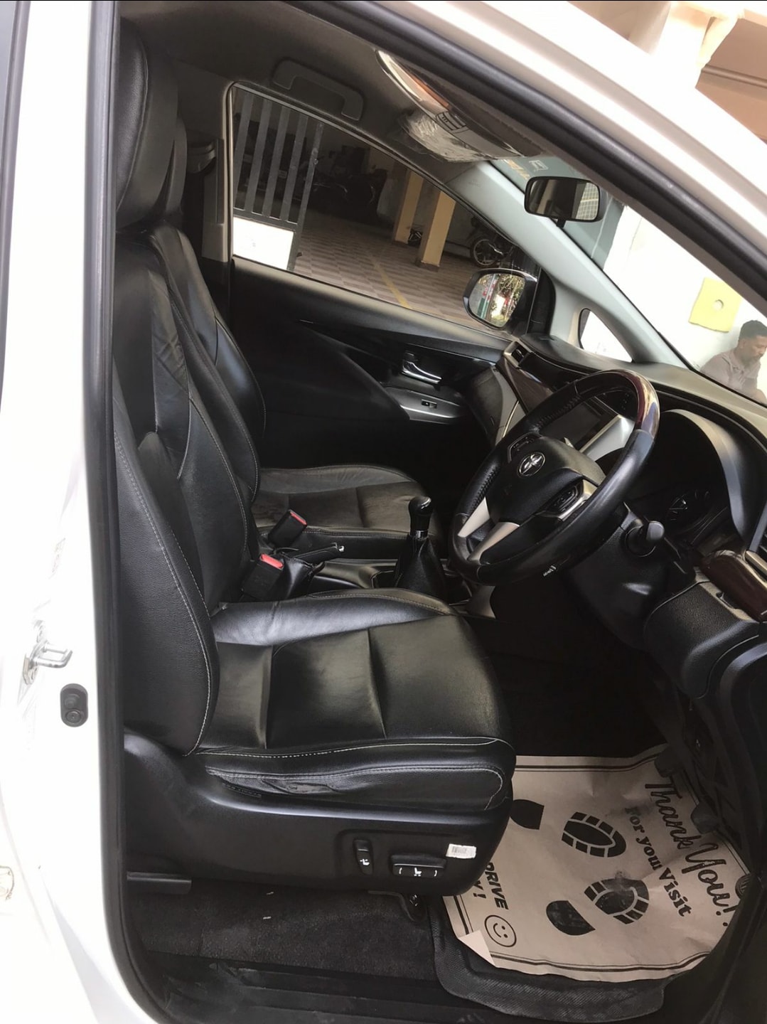 Innova Crysta image 14 Innova Crysta image 14