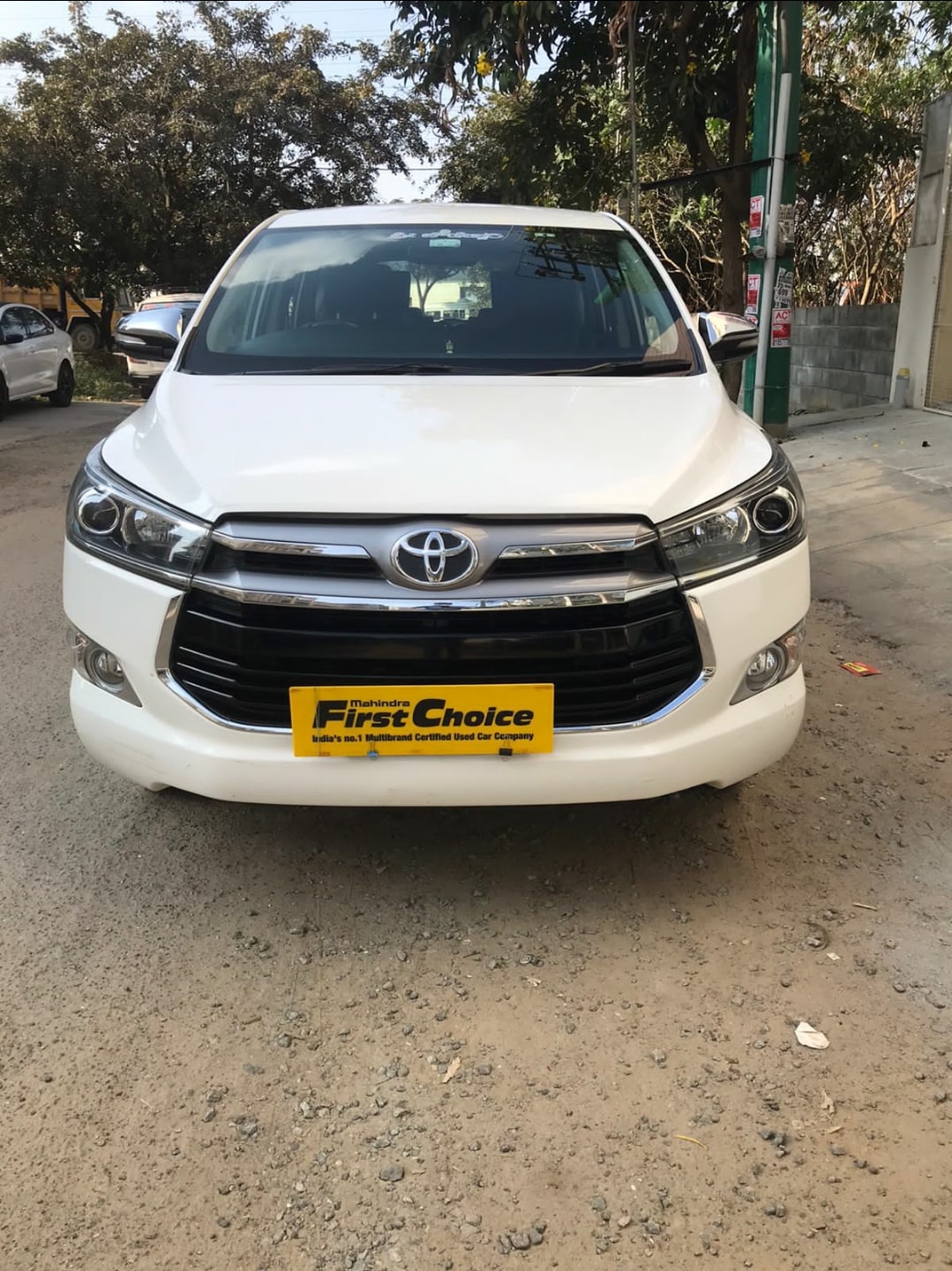 Innova Crysta image 3 Innova Crysta image 3