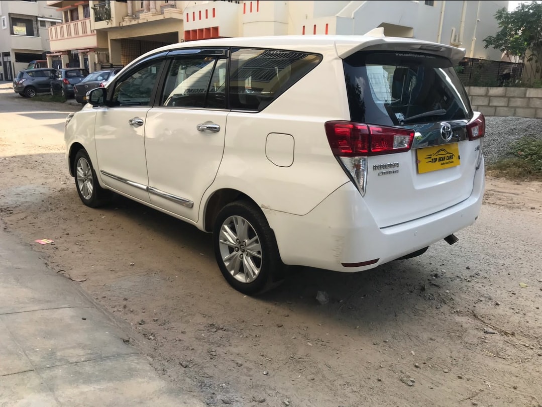 Innova Crysta image 5 Innova Crysta image 5