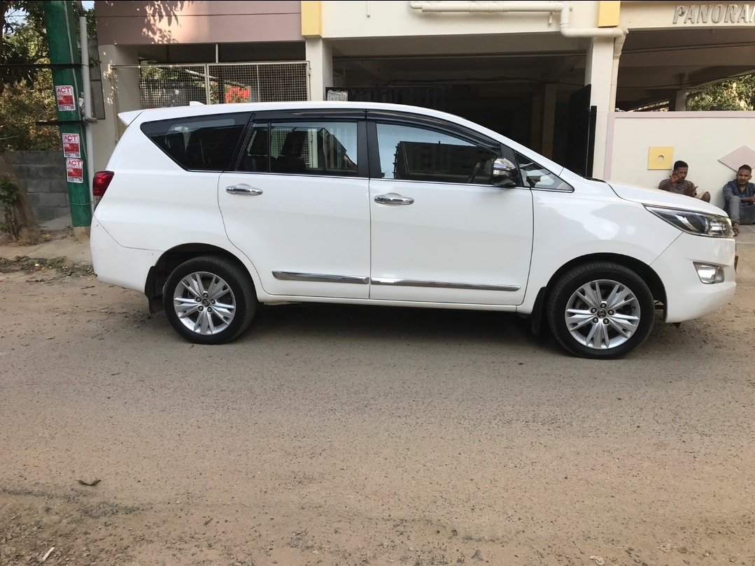 Innova Crysta image 8 Innova Crysta image 8