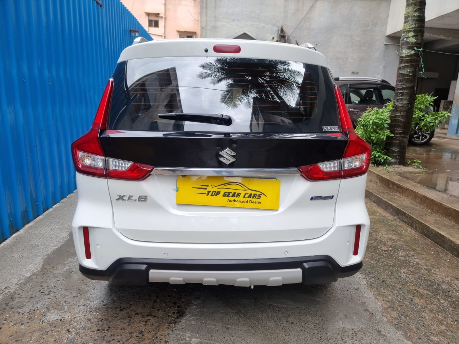 XL6 image 7 XL6 image 7