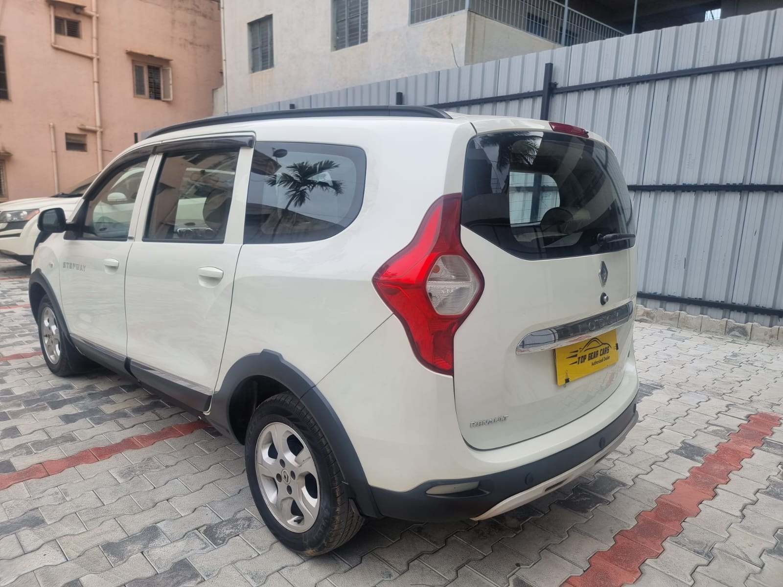 Lodgy image 5 Lodgy image 5