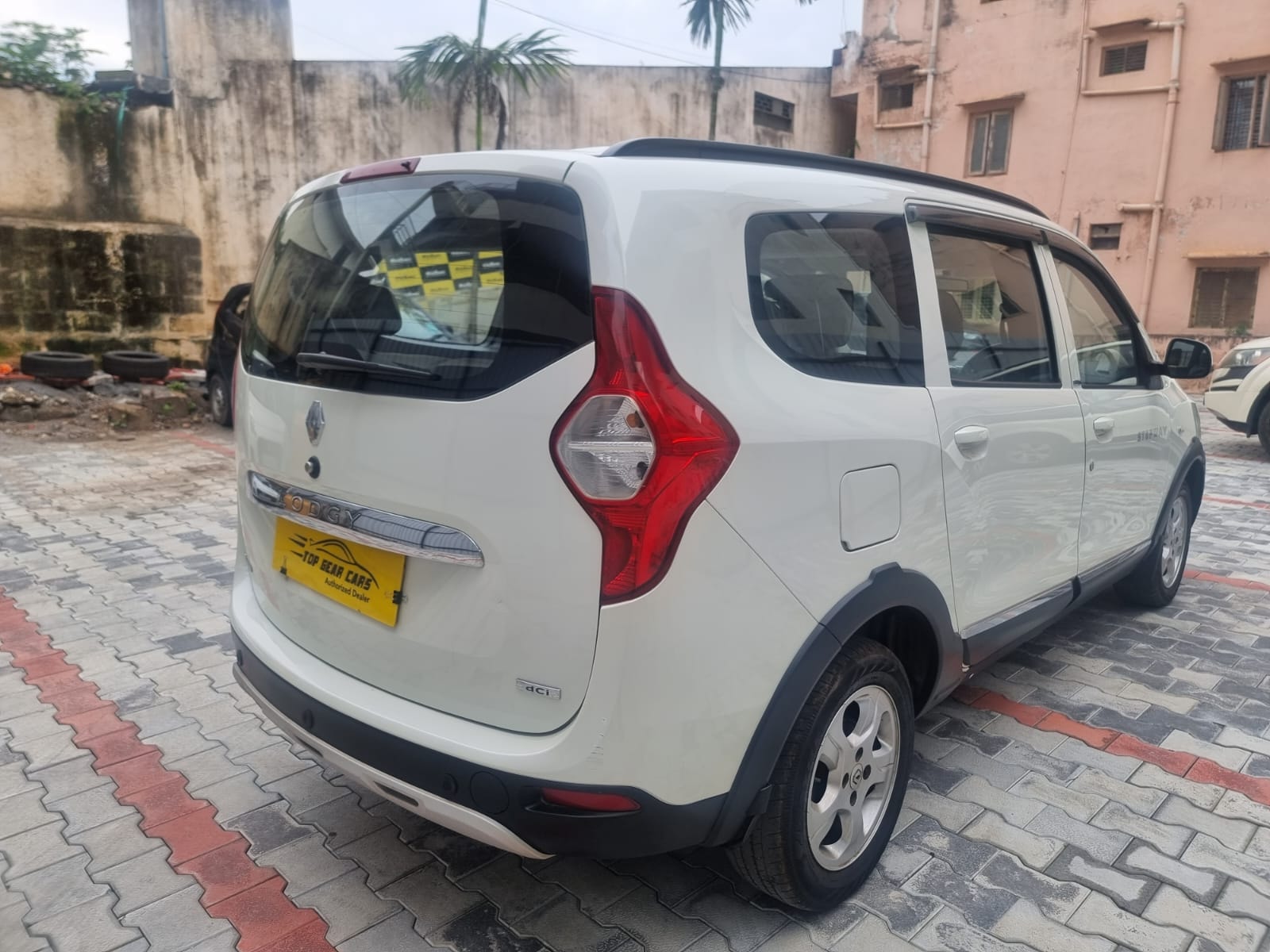 Lodgy image 6 Lodgy image 6