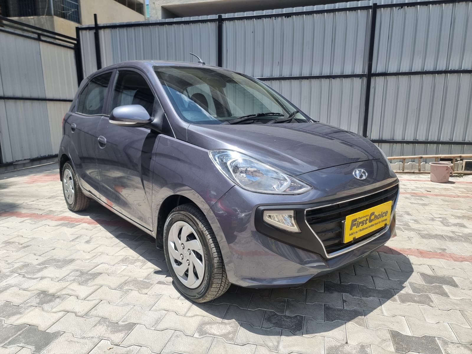 New Santro image 2 New Santro image 2