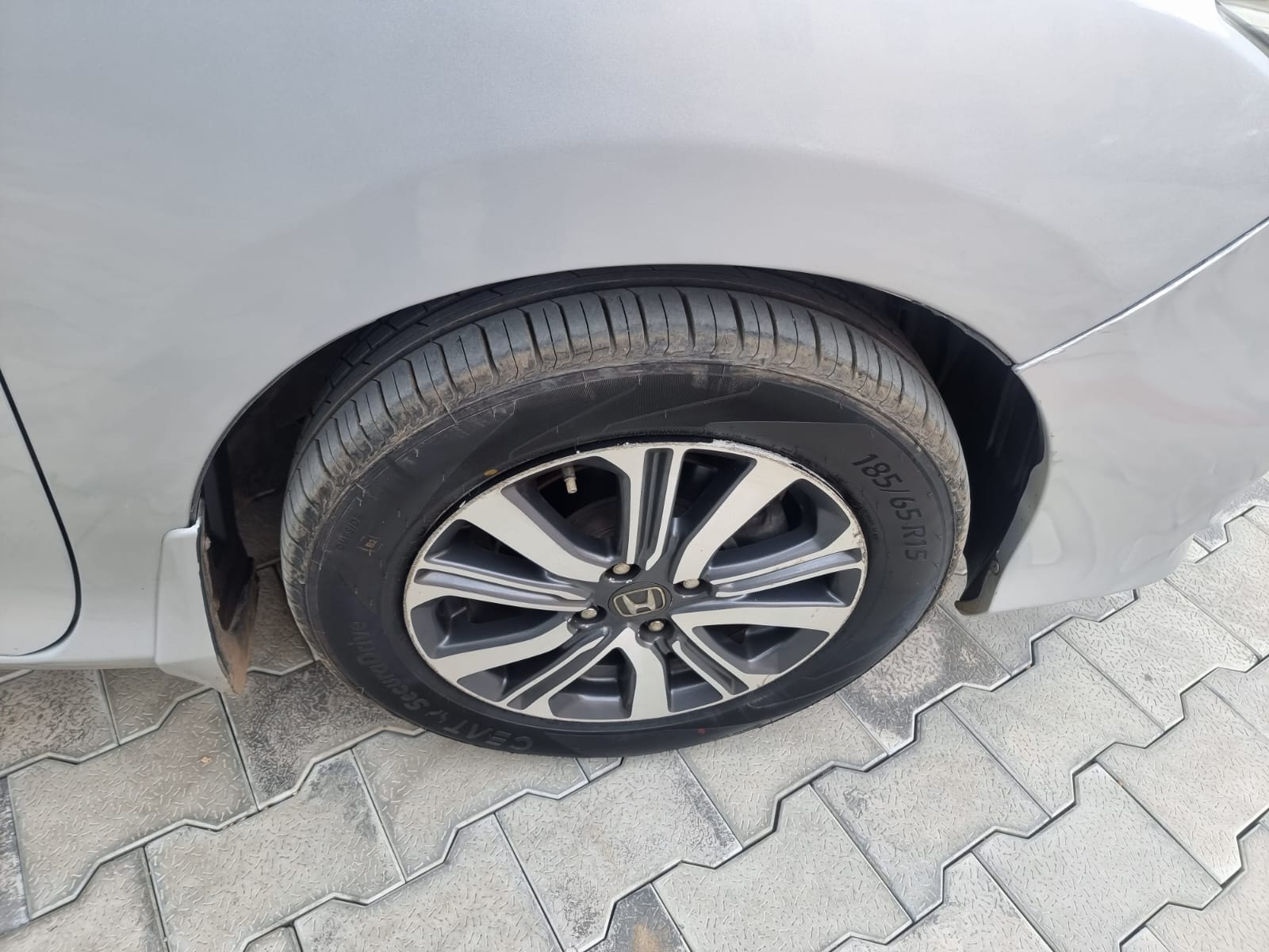 City image 16 City image 16